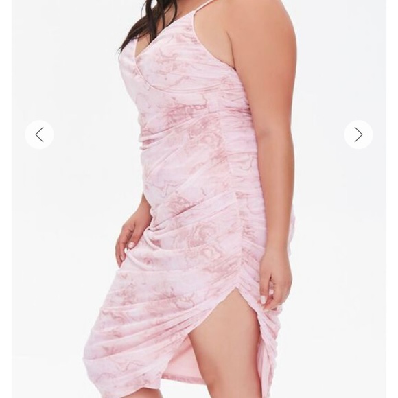 Plus Size Cloud Wash Ruched Bodycon Dress - Picture 2 of 4